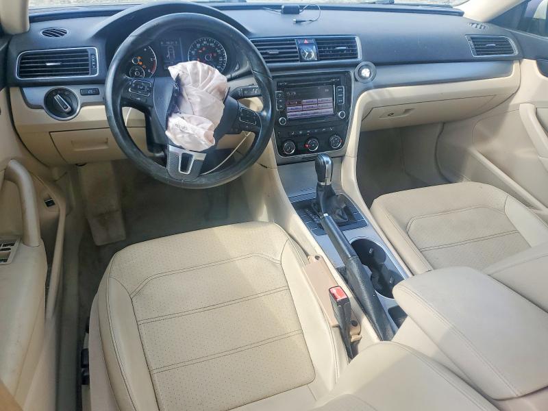 61296596 :رقم المزاد ، 1VWBN7A36EC052599 vin ، 2014 Volkswagen Passat مزاد بيع