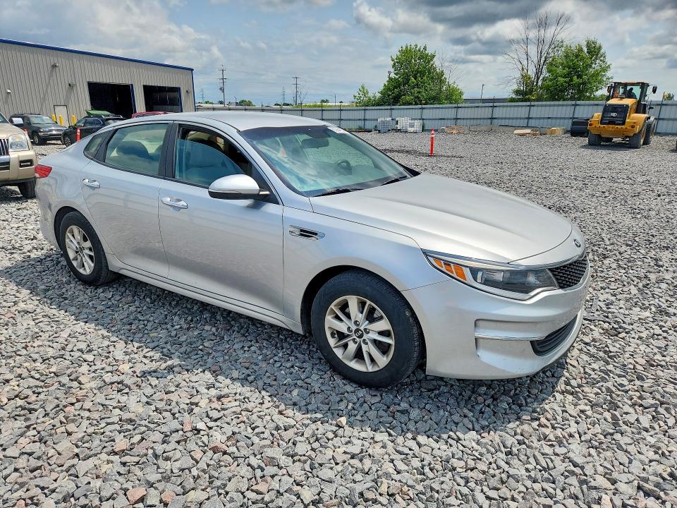 Продаж на аукціоні авто 2016 Kia Optima, vin: 5XXGT4L31GG015442, номер лоту: 61994126