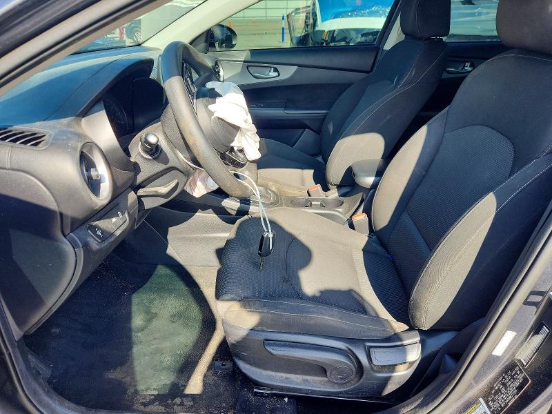 61403766 :رقم المزاد ، 3KPF24AD3ME377254 vin ، 2021 Kia Forte مزاد بيع
