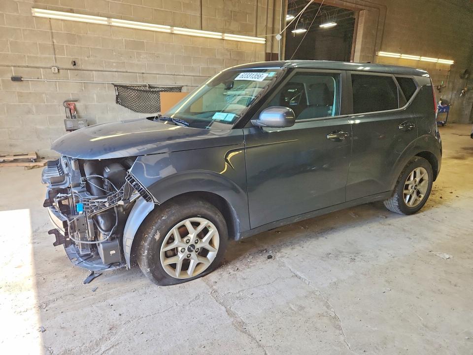62331356 :رقم المزاد ، KNDJ23AU4P7199394 vin ، 2023 Kia Soul مزاد بيع