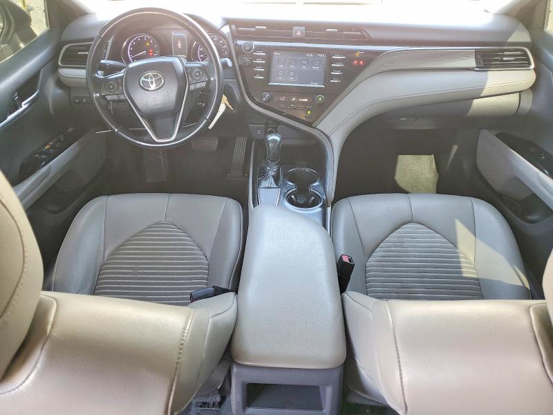 62953656 :رقم المزاد ، 4T1B11HK8KU164413 vin ، 2019 Toyota Camry مزاد بيع