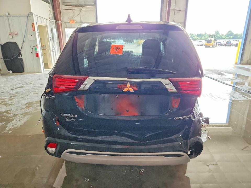 Продаж на аукціоні авто 2019 Mitsubishi Outlander, vin: JA4AZ3A3XKJ001488, номер лоту: 62702826
