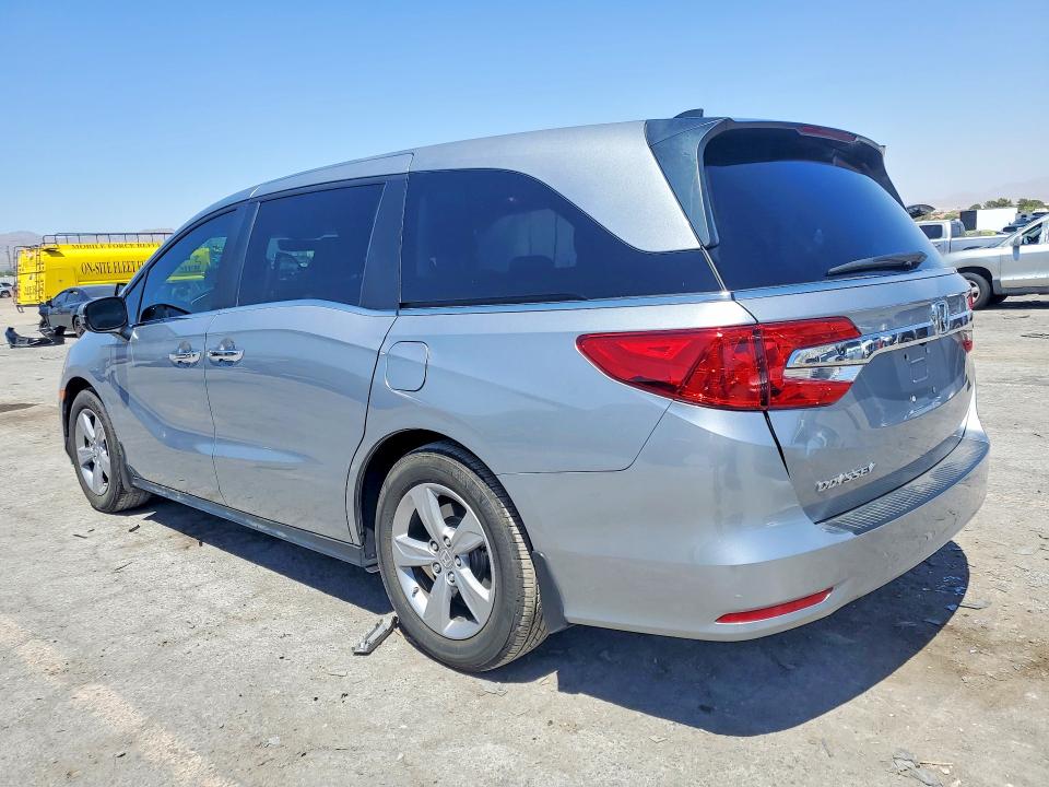 60698486 :رقم المزاد ، 5FNRL6H78KB077139 vin ، 2019 Honda Odyssey مزاد بيع