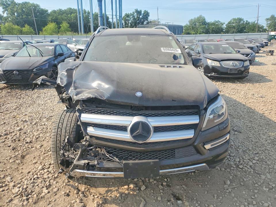 60960426 :رقم المزاد ، 4JGDF6EE8FA496963 vin ، 2015 Mercedes-benz Gl مزاد بيع