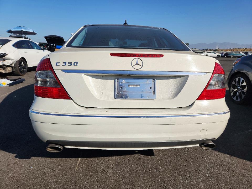 Продажа на аукционе авто 2009 Mercedes-benz E, vin: WDBUF56X79B428584, номер лота: 63251226