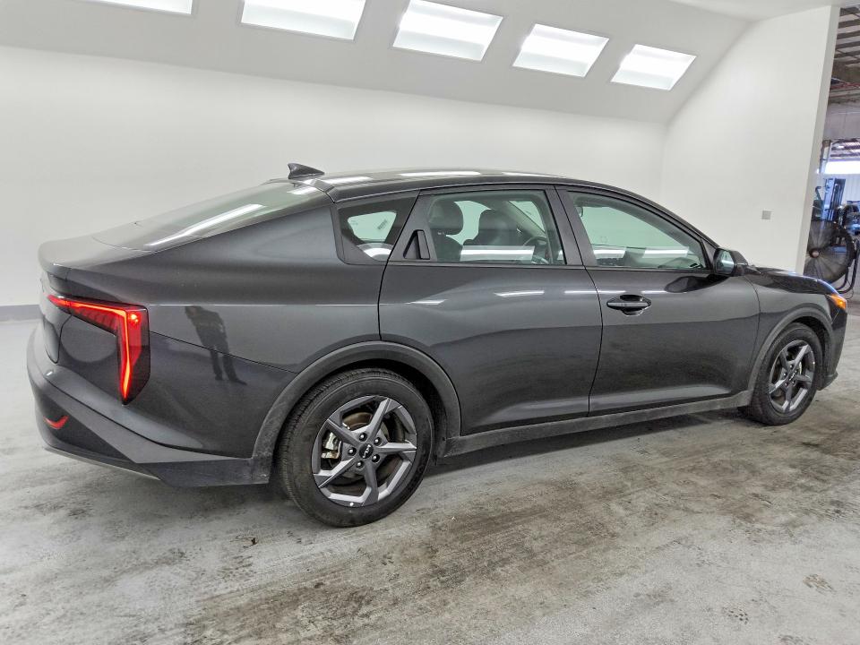 Продажа на аукционе авто 2025 Kia K4, vin: 3KPFT4DE0SE070011, номер лота: 59309826