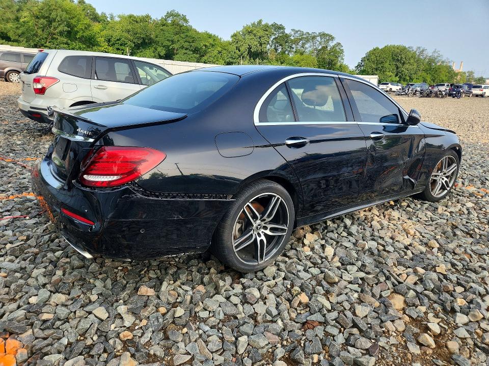 2018 Mercedes-benz E მანქანა იყიდება აუქციონზე, vin: WDDZF4KB0JA414702, აუქციონის ნომერი: 61667726