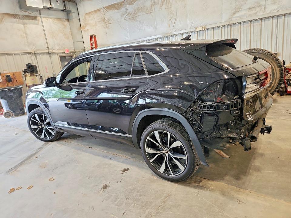 61768036 :رقم المزاد ، 1V2FE2CAXRC236404 vin ، 2024 Volkswagen Atlas Cross Sport مزاد بيع