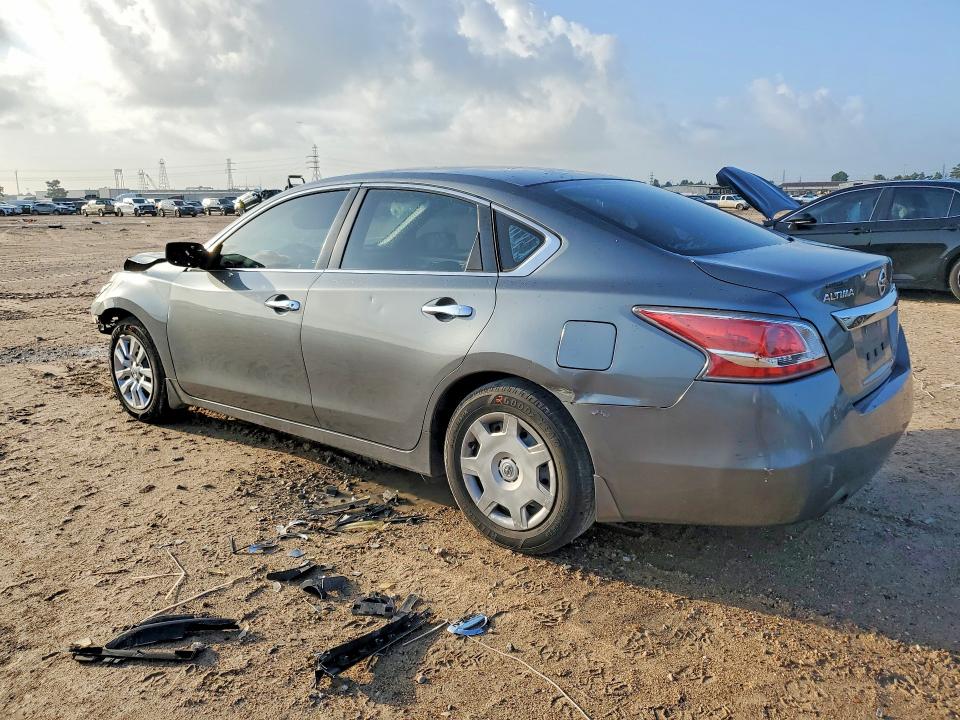 62445756 :رقم المزاد ، 1N4AL3AP5FN884687 vin ، 2015 Nissan Altima مزاد بيع