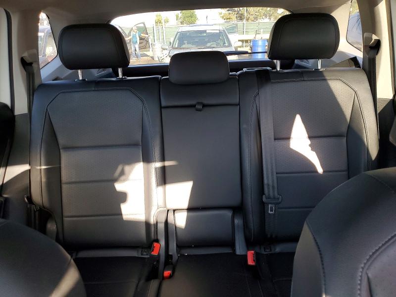 61777436 :رقم المزاد ، 3VV2B7AX5LM069521 vin ، 2020 Volkswagen Tiguan مزاد بيع