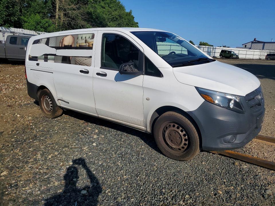 60565366 :رقم المزاد ، WD3PG2EA0J3433352 vin ، 2018 Mercedes-benz Metris مزاد بيع