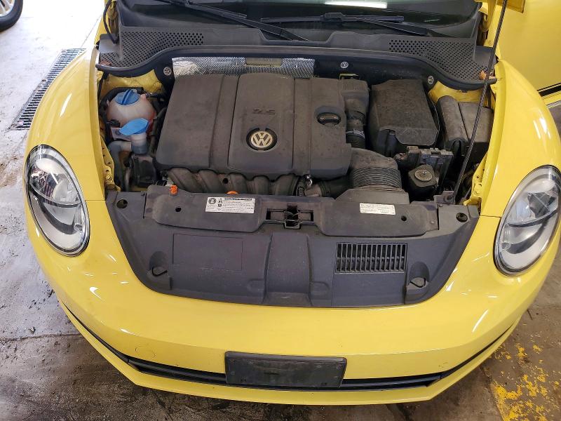 62103446 :رقم المزاد ، 3VWJP7AT8DM687858 vin ، 2013 Volkswagen Beetle مزاد بيع
