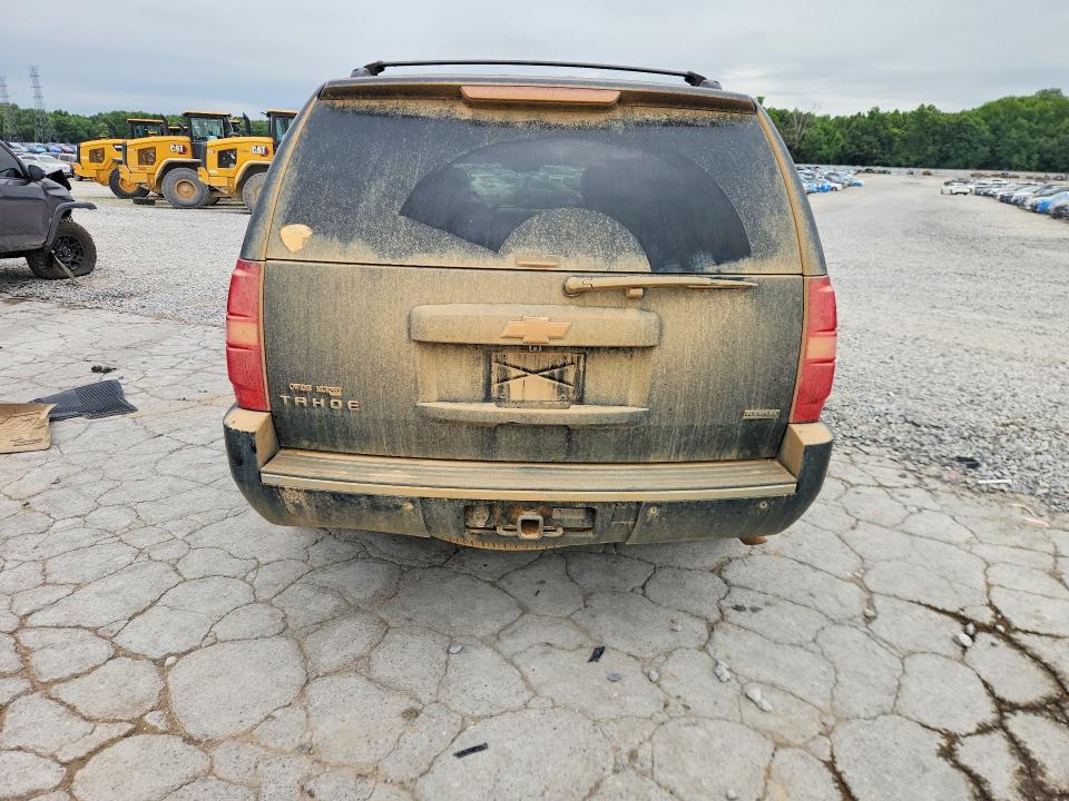 Продажа на аукционе авто 2012 Chevrolet Tahoe, vin: 1GNSKCE03CR227381, номер лота: 61640946