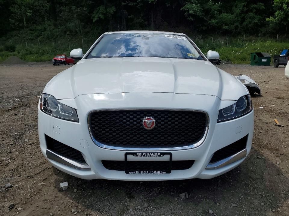 Продажа на аукционе авто 2017 Jaguar Xf, vin: SAJBR4BN2HCY42624, номер лота: 60550396