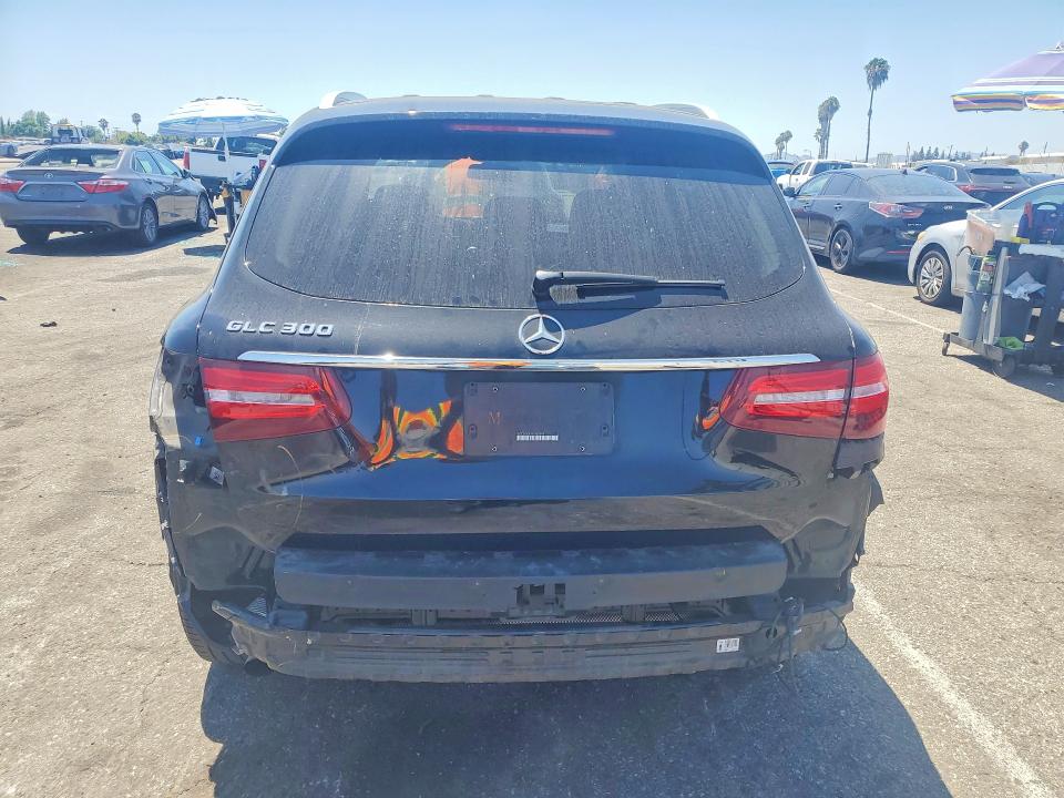 60985346 :رقم المزاد ، WDC0G4JB1K1002544 vin ، 2019 Mercedes-benz Glc مزاد بيع