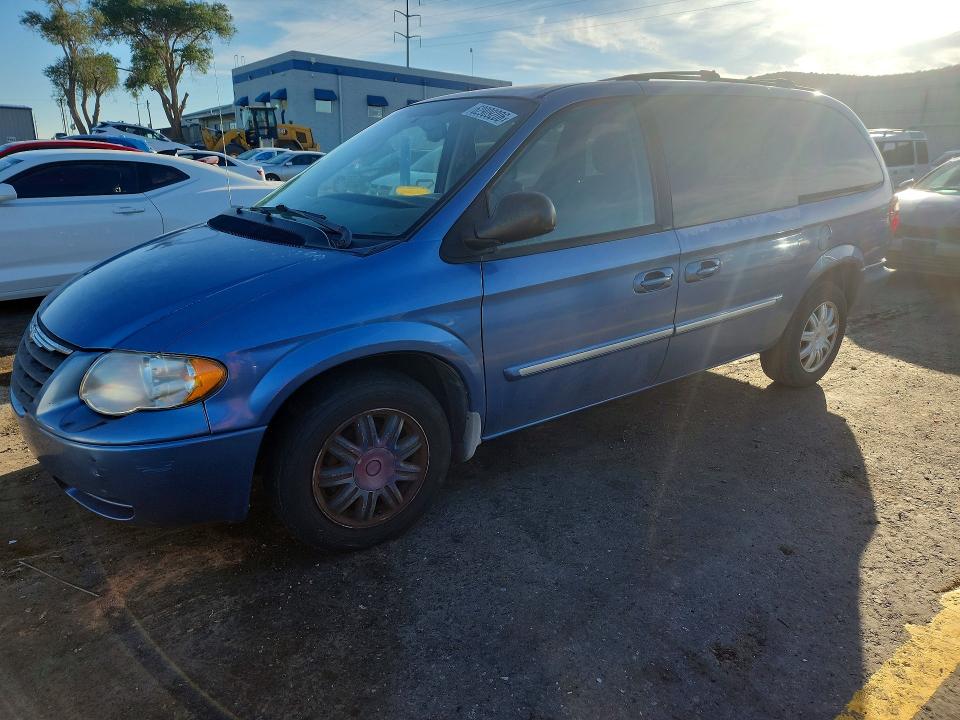 2007 Chrysler Town & Country მანქანა იყიდება აუქციონზე, vin: 2A4GP54LX7R281407, აუქციონის ნომერი: 62909206