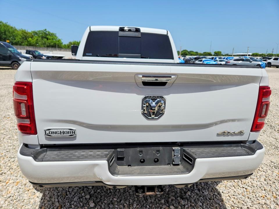 61170726 :رقم المزاد ، 3C63RRNL8NG135215 vin ، 2022 Ram 3500 مزاد بيع