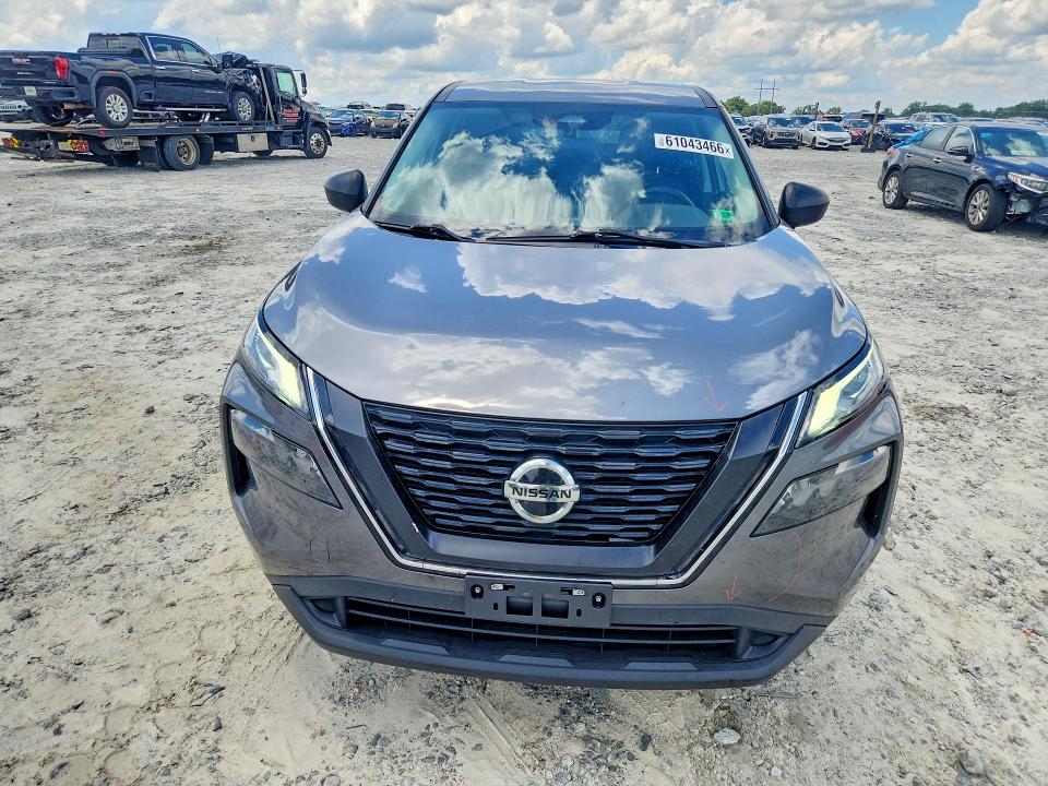 61043466 :رقم المزاد ، 5N1AT3AA5MC840781 vin ، 2021 Nissan Rogue مزاد بيع