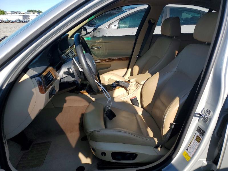 60647986 :رقم المزاد ، WBAVB135X6KX66244 vin ، 2006 Bmw 325 مزاد بيع