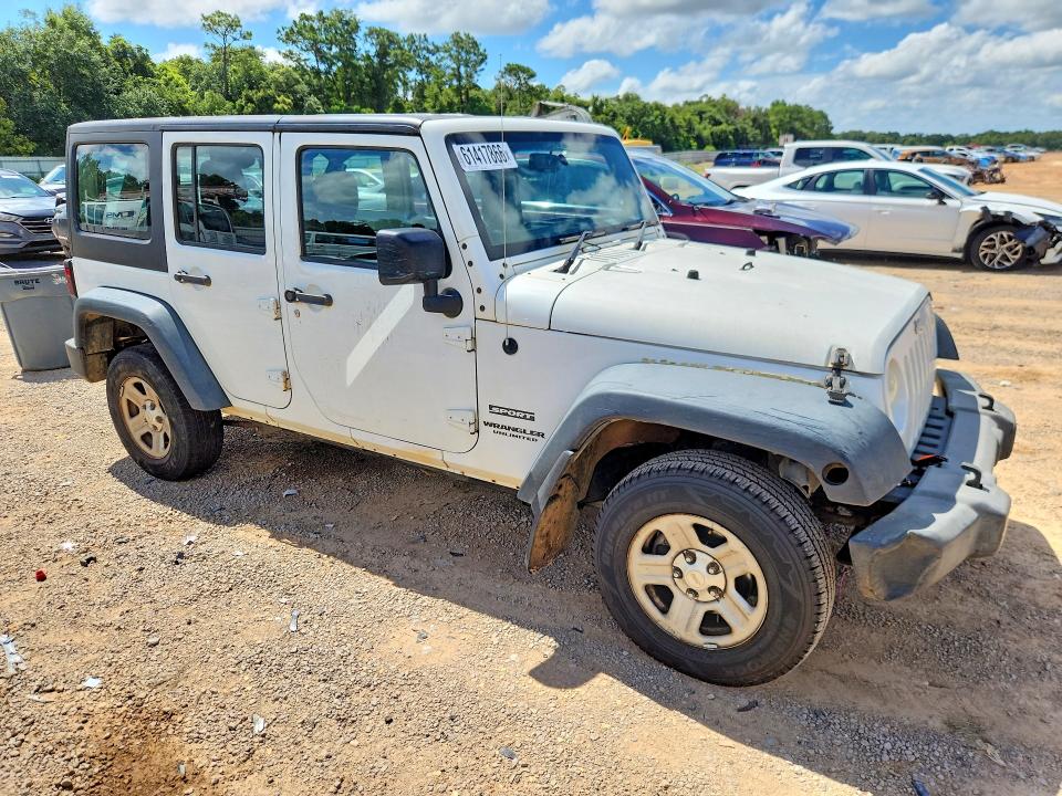 Продажа на аукционе авто 2015 Jeep Wrangler Unlimited, vin: 1C4BJWKG7FL725590, номер лота: 61417866