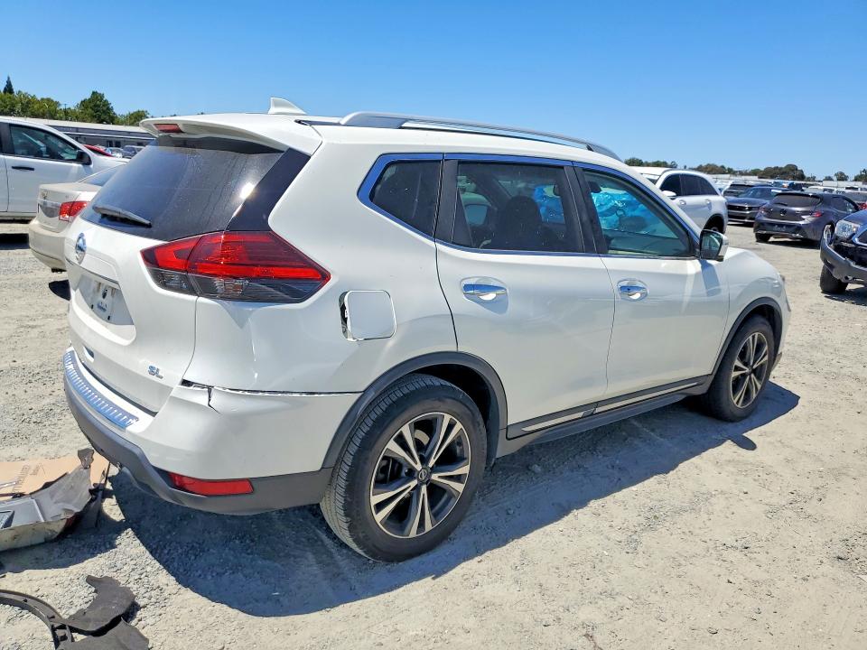 Auction sale of the 2017 Nissan Rogue, vin: 5N1AT2MT5HC849722, lot number: 61551666