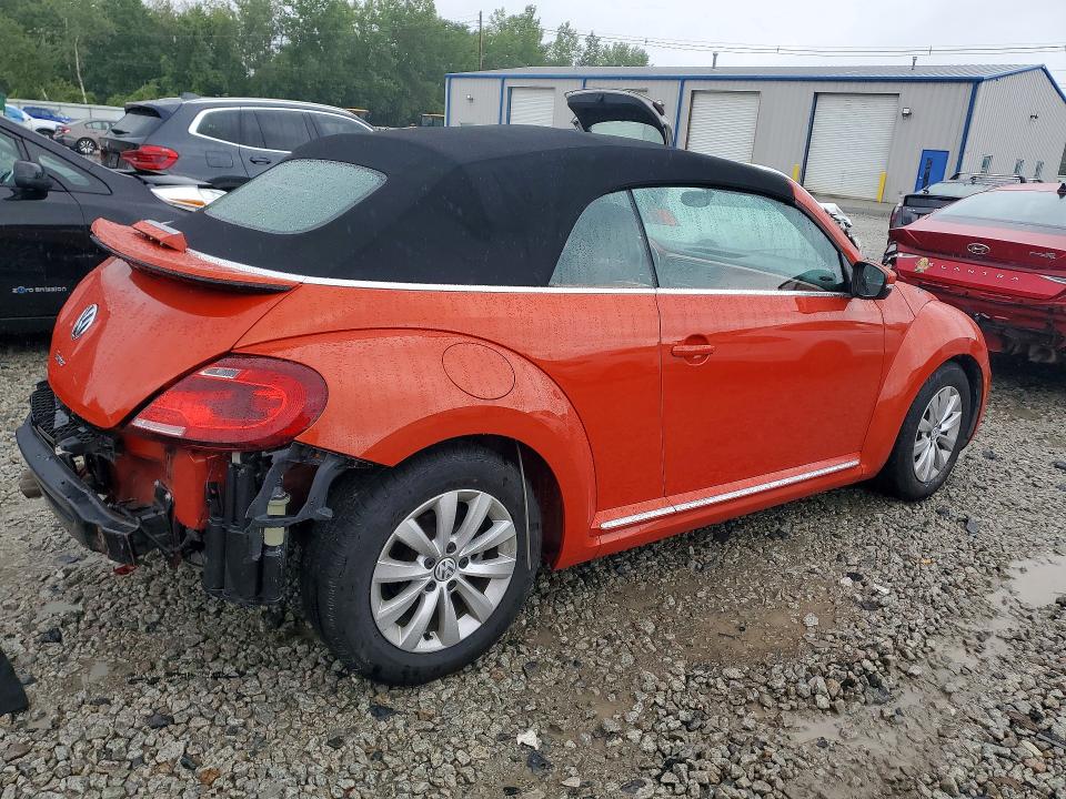 Продаж на аукціоні авто 2018 Volkswagen Beetle, vin: 3VW5DAAT6JM502368, номер лоту: 63292826