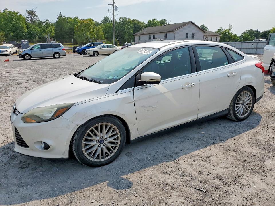 62477196 :رقم المزاد ، 1FADP3J21EL416231 vin ، 2014 Ford Focus مزاد بيع