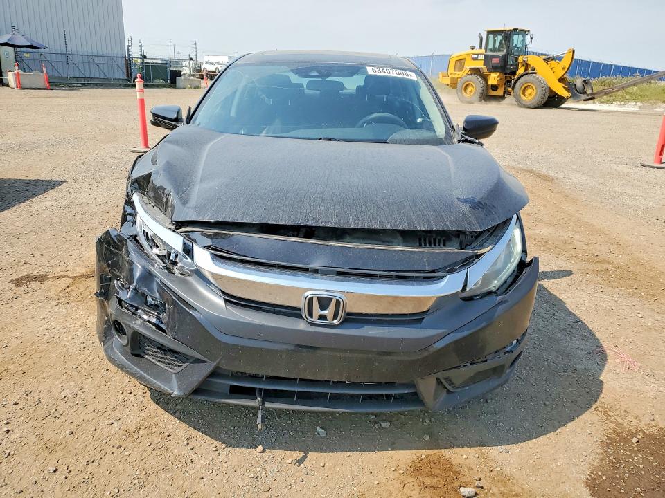 63407006 :رقم المزاد ، 2HGFC2F88HH006647 vin ، 2017 Honda Civic مزاد بيع