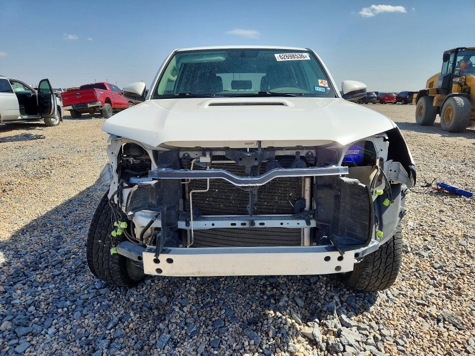 Продажа на аукционе авто 2018 Toyota 4runner, vin: JTEBU5JR1J5528623, номер лота: 62698536
