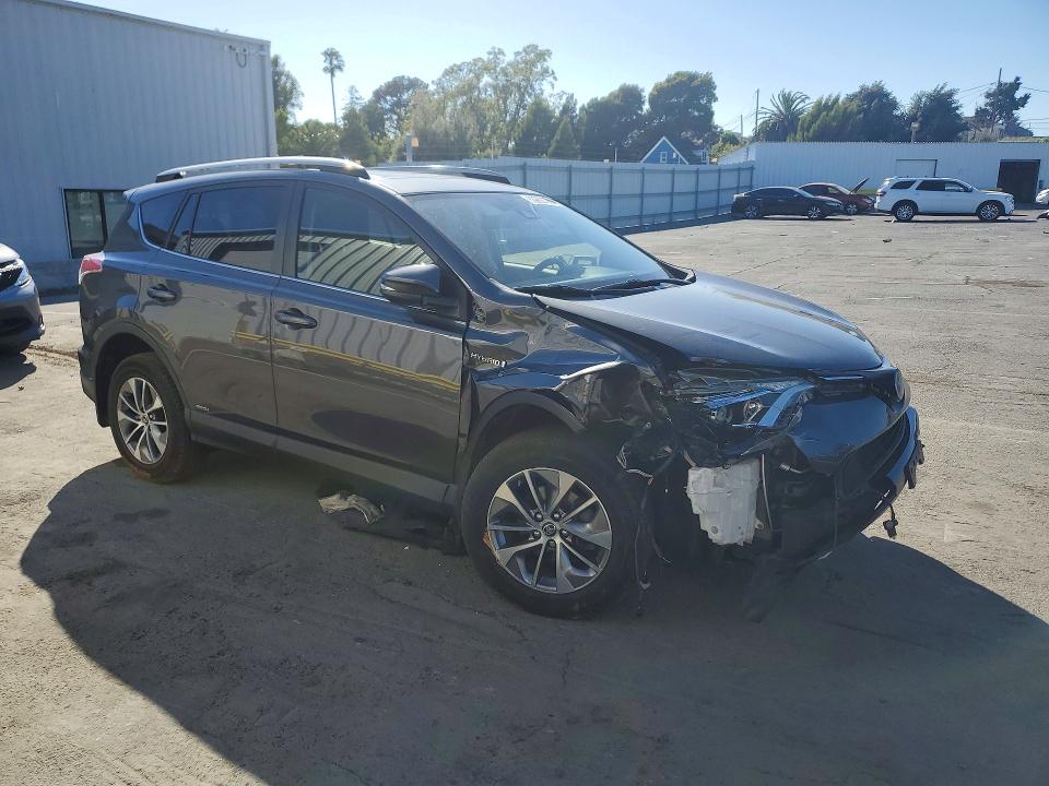 Продажа на аукционе авто 2017 Toyota Rav4 Hybrid, vin: JTMRJREVXHD076827, номер лота: 60262796