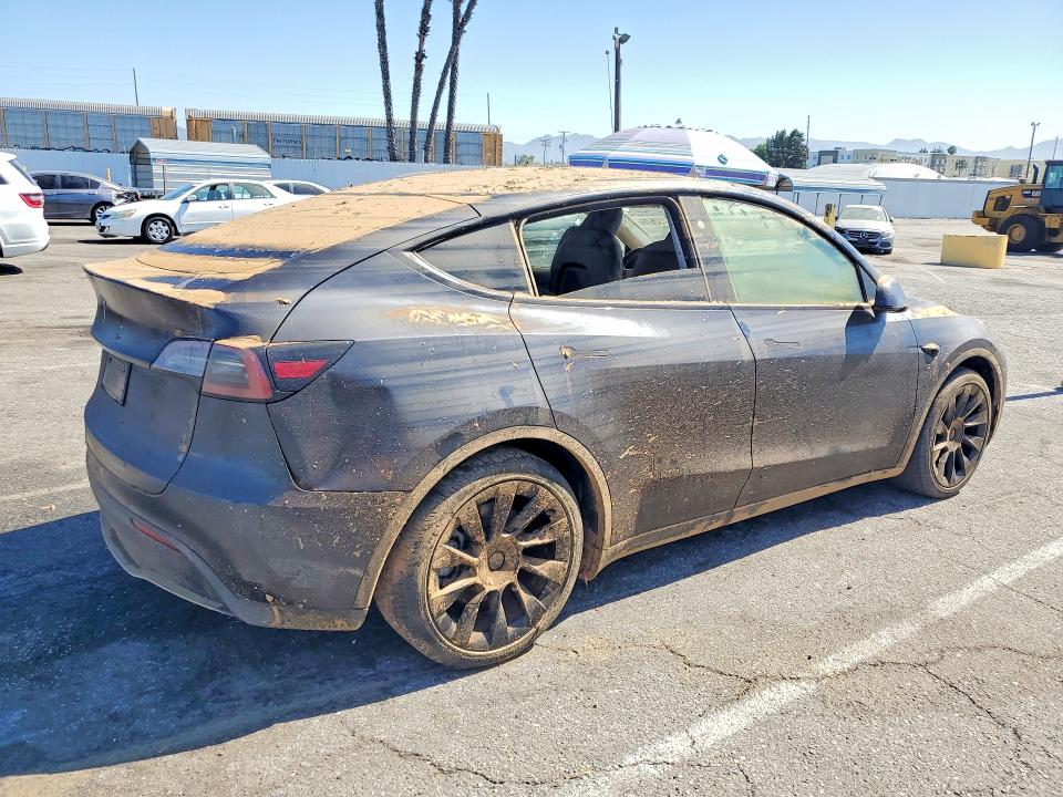 61732676 :رقم المزاد ، 7SAYGDEDXRF044607 vin ، 2024 Tesla Model Y مزاد بيع