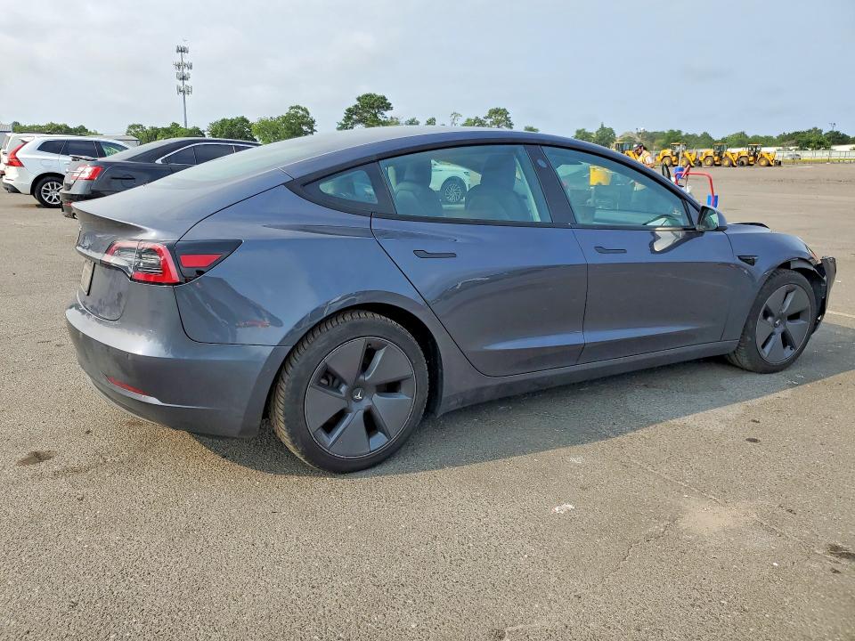 62300146 :رقم المزاد ، 5YJ3E1EA1MF923276 vin ، 2021 Tesla Model 3 مزاد بيع
