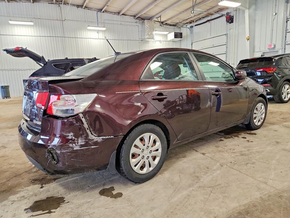 2011 Kia Forte მანქანა იყიდება აუქციონზე, vin: KNAFU4A24B5389105, აუქციონის ნომერი: 62564946