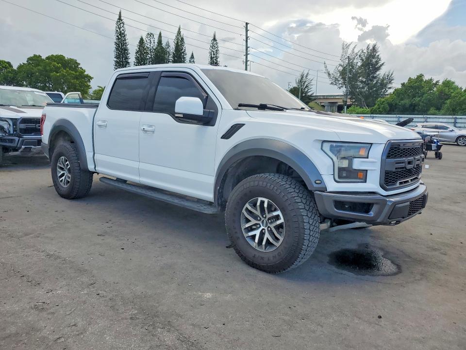 Продаж на аукціоні авто 2017 Ford F150, vin: 1FTFW1RG1HFC13529, номер лоту: 61928196