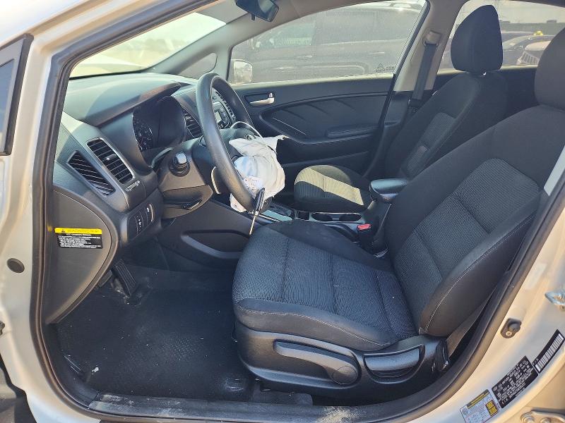 59541996 :رقم المزاد ، 3KPFK4A75HE085251 vin ، 2017 Kia Forte مزاد بيع