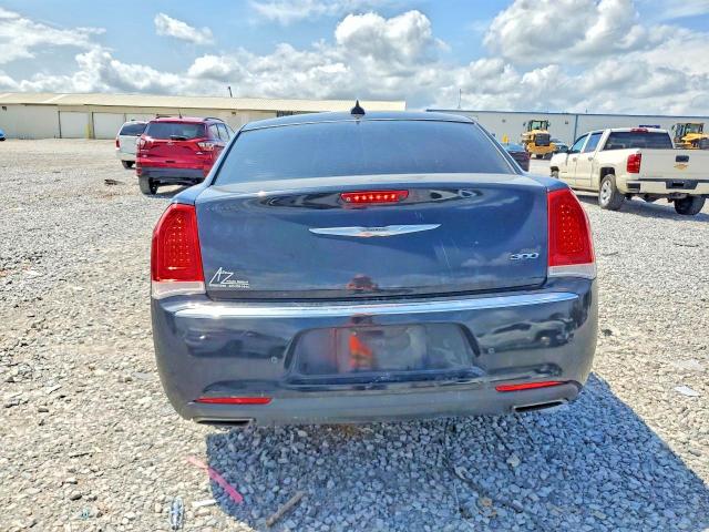 61979676 :رقم المزاد ، 2C3CCAAG3FH760258 vin ، 2015 Chrysler 300 مزاد بيع