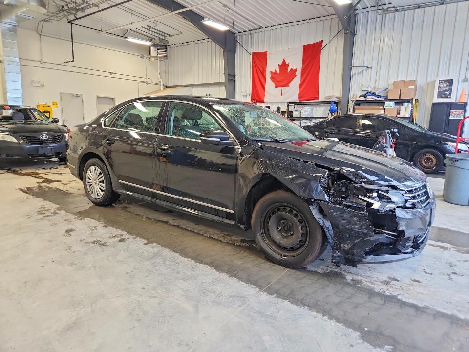 60444806 :رقم المزاد ، 1VWAS7A32GC031322 vin ، 2016 Volkswagen Passat مزاد بيع