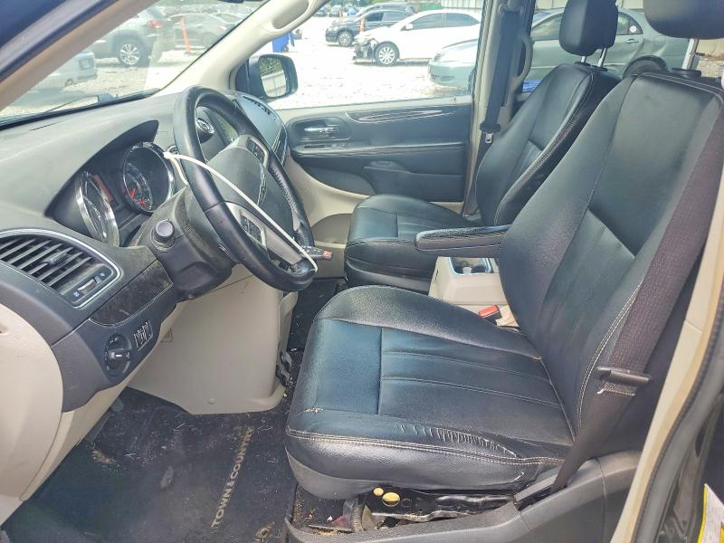 2015 Chrysler Town & Country მანქანა იყიდება აუქციონზე, vin: 2C4RC1BG0FR726308, აუქციონის ნომერი: 60182836