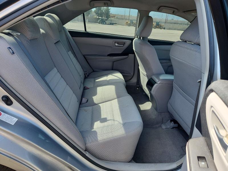 62008866 :رقم المزاد ، 4T4BF1FK1FR464455 vin ، 2015 Toyota Camry مزاد بيع