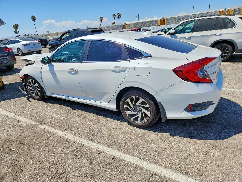 2018 Honda Civic მანქანა იყიდება აუქციონზე, vin: 19XFC2F78JE207827, აუქციონის ნომერი: 60983776