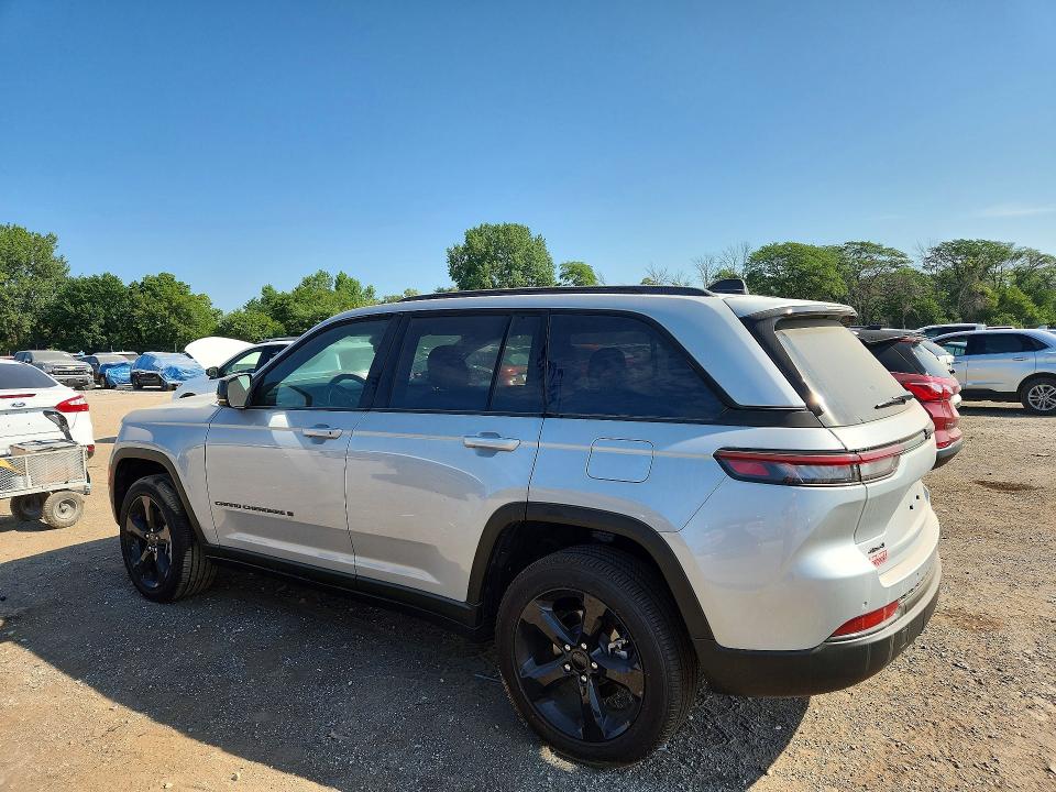 Продажа на аукционе авто 2025 Jeep Grand Cherokee, vin: 1C4RJHAG4S8804319, номер лота: 61394236