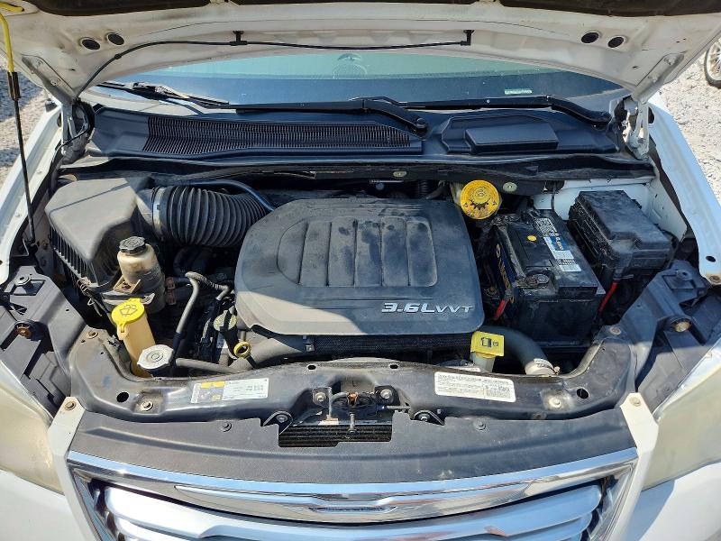 2014 Chrysler Town & Country მანქანა იყიდება აუქციონზე, vin: 2C4RC1BG9ER236450, აუქციონის ნომერი: 62111356