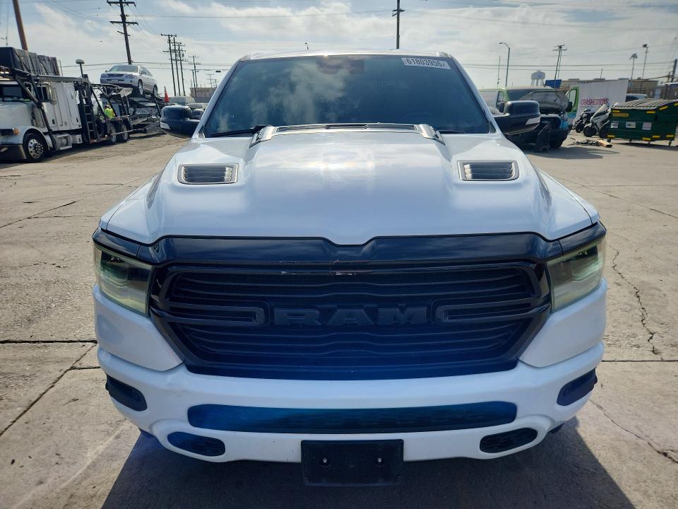 61803956 :رقم المزاد ، 1C6RREJM0NN464161 vin ، 2022 Ram 1500 مزاد بيع