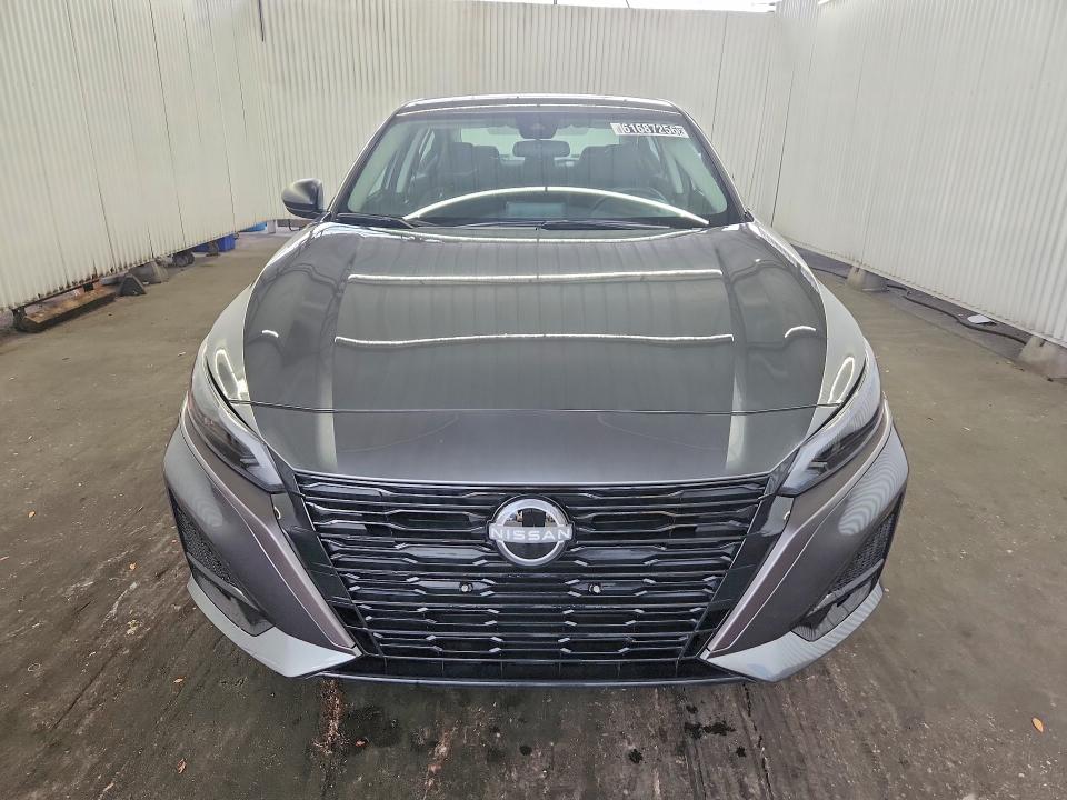 61687256 :رقم المزاد ، 1N4BL4DW5TN330459 vin ، 2026 Nissan Altima مزاد بيع