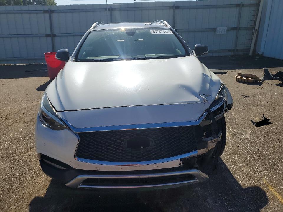 61767666 :رقم المزاد ، SJKCH5CR7HA028958 vin ، 2017 Infiniti Qx30 مزاد بيع