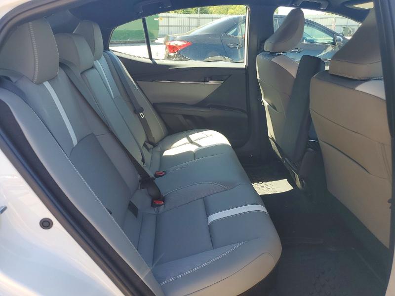 Продажа на аукционе авто 2026 Toyota Camry, vin: 4T1DBADK3TU044743, номер лота: 61225536