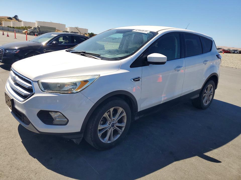 Auction sale of the 2017 Ford Escape, vin: 1FMCU0GD8HUD20578, lot number: 62980676