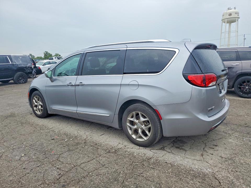 Продажа на аукционе авто 2019 Chrysler Pacifica, vin: 2C4RC1GG0KR702996, номер лота: 61924806