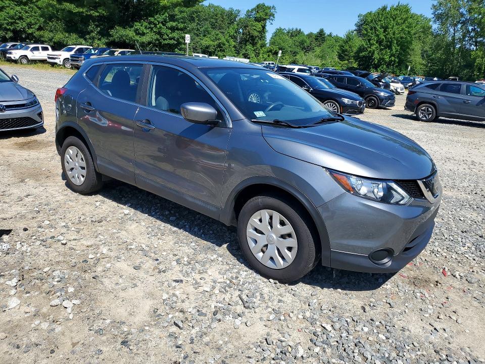 60404176 :رقم المزاد ، JN1BJ1CR6JW257381 vin ، 2018 Nissan Rogue Sport مزاد بيع