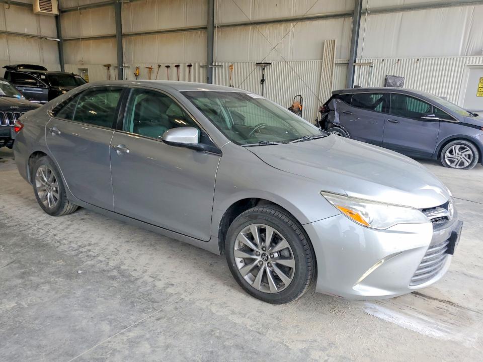 2017 Toyota Camry მანქანა იყიდება აუქციონზე, vin: 4T1BF1FK3HU651869, აუქციონის ნომერი: 62136596